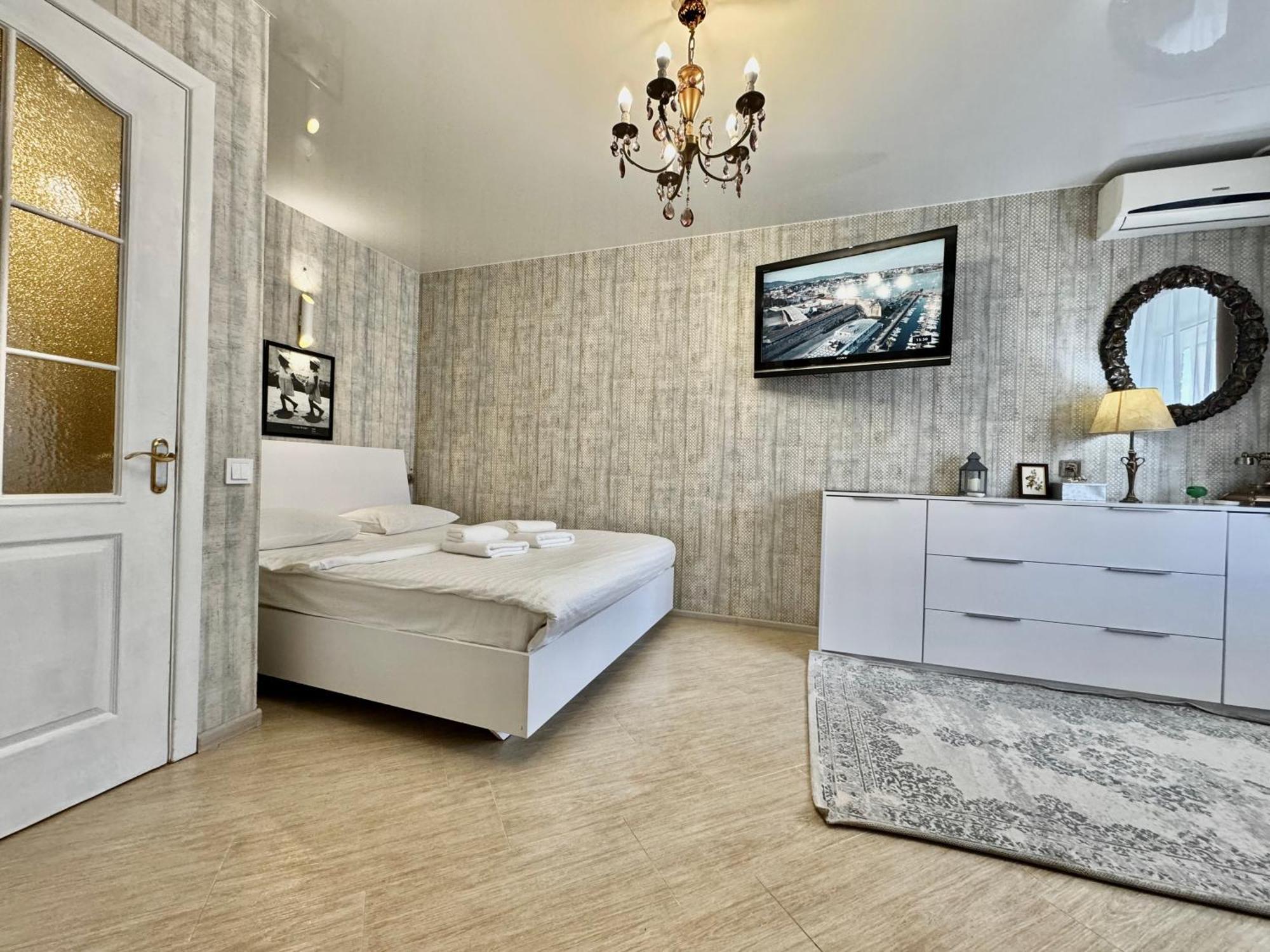 Apartpoltava Смак Італії У Самому Центрі Полтави , Білосніжна Студія В Новобудові, Банківський Чек Kültér fotó